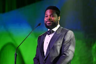 Malcolm-Jamal Warner during the 2023 Beloved Community Awards (Image via Getty)