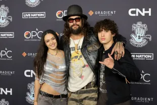 INGLEWOOD, CALIFORNIA - DECEMBER 13: (L-R) Lola Iolani Momoa, Jason Momoa and Nakoa-Wolf Manakauapo Namakaeha Momoa attend Metallica's All Within My Hands Foundation Presented by the Helping Hands Concert And Auction 2024 at YouTube Theater on December 13, 2024 in Inglewood, California. (Photo by Kevin Winter/Getty Images)