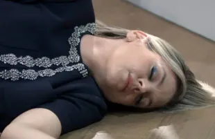 Maxie Jones faints (Image via ABC Network)