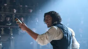 A still from Frankenstein (Image via X/@netflix)