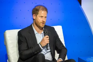 The Duke of Sussex honors the “Forgotten Army” with a personal gesture on VJ Day.