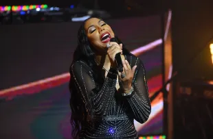 Tamar Braxton performs onstage at Riverside EpiCenter on August 04, 2023 in Austell, Georgia (Image via Getty)