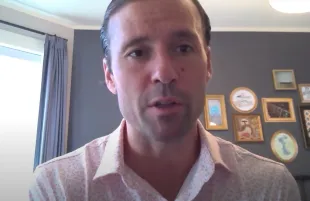 An Uber driver was caught assaulting biotech CEO, Bryan Kobel, on camera in a Charleston parking lot (Image via YouTube/Benzinga Partner Studio)