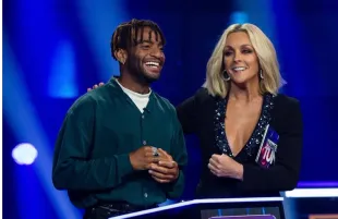 Celebrity Name That Tune (Image via Fox)