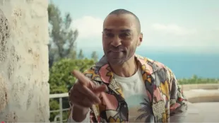 Jesse Williams as Daniel De Luca in Hotel Costiera. (Image courtsey: Youtube/@ Prime Video.)