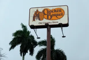 Cracker Barrel was under fire for changing its logo (Image via Joe Raedle/Getty Images)