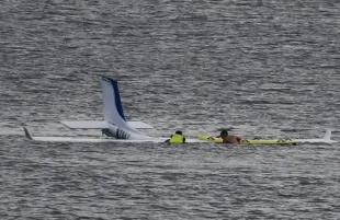 Airplane crash near Oak Island (Image via Instagram/@wrightsvillebeachdiaries)