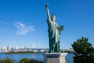TOKYO, JAPAN - SEPTEMBER 02: General views of the Odaiba Statue of Liberty on September 02, 2024 in Tokyo, Japan.  (Photo by AaronP/Bauer-Griffin/GC Images)
