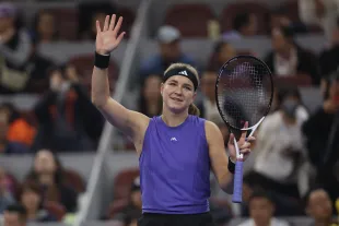 Karolina Muchova told the reporters that she was happy that she could handle everything (Image via Getty)