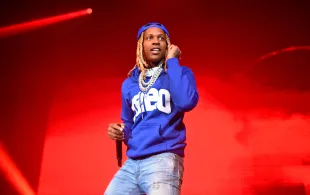 ATLANTA, GEORGIA - APRIL 20:  Rapper Lil Durk performs onstage during his "The 7220" tour at Coca-Cola Roxy on April 20, 2022 in Atlanta, Georgia. (Photo by Paras Griffin/Getty Images)