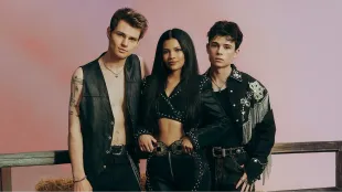 Cast of My Life with the Walter Boys in a studio promo still | Photo: © Netflix / Courtesy Netflix