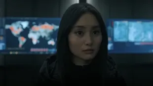 Shioli Kutsuna as Mitsuki Yamato in Invasion Season 3. Image via YouTube/@Apple TV+.