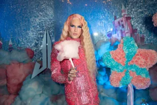 LOS ANGELES, CALIFORNIA - APRIL 14: Jeffree Star attends the launch of his new make-up line "The Cotton Candy Queen Collection" at Beauty & Essex on April 14, 2023 in Los Angeles, California. (Photo by Ella Hovsepian/Getty Images)