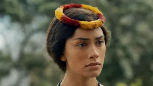 Luciane Buchanan in Chief of War, now streaming on Apple TV+. Photo Credit: Apple TV+