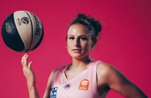 Tiana Mangakahia posing for an image (Image via Instagram/@sydneyflames)