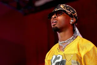 d4vd performs at Gobi Tent during the 2025 Coachella Valley Music and Arts Festival. (Photo by Arturo Holmes/Getty Images for Coachella)