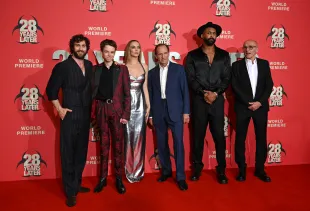 (L-R) Aaron Taylor-Johnson, Alfie Williams, Jodie Comer, Ralph Fiennes, Chi Lewis-Parry and Danny Boyle attend the "28 Years Later" World Premiere at the Odeon Luxe Leicester Square on June 18, 2025 in London, England. (Photo by Jeff Spicer/Getty Images)