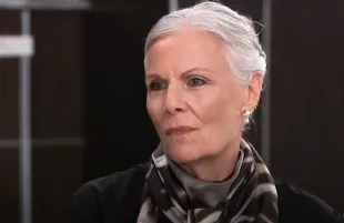 Jane Elliot as Tracy Quartermaine on General Hospital