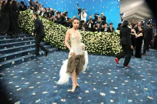 NEW YORK, NEW YORK - MAY 05: FKA Twigs attends the 2025 Met Gala Celebrating "Superfine: Tailoring Black Style" at Metropolitan Museum of Art on May 05, 2025 in New York City.  (Photo by Dia Dipasupil/Getty Images)
