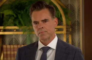 Billy Abbott (Image via YouTube / Y&R INSIDER)