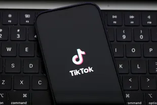 Gelda Waterboer's TikTok video received millions of views in a brief period (Image via Getty)
