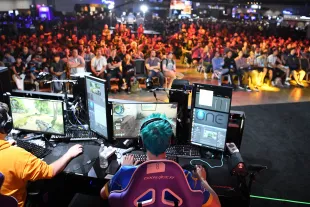 Doritos Bowl 2018 at TwitchCon 2018 in the San Jose Convention Center (Image via Getty)