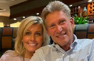 Golden Bachelor alum Gerry Turner with Lana Sutton (Image via Instagram/@goldengerryturner)