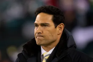 Mark Sanchez has been discharged from the hospital (Image via Getty)