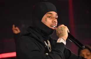 Rapper Pooh Shiesty performs onstage during 2021 Shiesty Season Spring Fest at Central Station on April 11, 2021 in Atlanta, Georgia (Image via Getty)