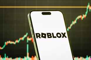 Roblox responded to the lawsuit allegations in a lengthy statement (Image via Getty)