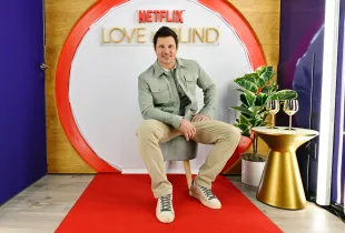 Love Is Blind host Nick Lachey (Image via Getty)
