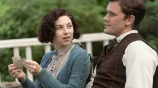 Julia Moriston and Henry Beauchamp share a quiet moment before the dash to Craigh na Dun in Outlander: Blood of My Blood Season 1 Episode 10 Something Borrowed. Image courtesy Starz.
