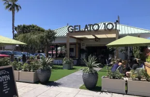 The storefront of Gelato 101 Encinitas (Image via Instagram/@gelato101encinitas)
