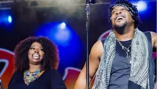 D’Angelo and Angie Stone (Image via X/@VINCENT)