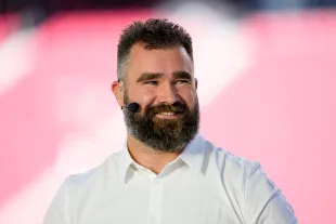 Jason Kelce said on social media that he does not comment on certain matters (Image via Getty)
