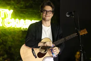 LOS ANGELES, CALIFORNIA - OCTOBER 01: John Mayer performs onstage during HFC's 10th Birthday Extravaganza hosted by Seth Rogen and Lauren Miller Rogen Non-Profit on October 01, 2022 in Los Angeles, California. (Photo by Randy Shropshire/Getty Images for Hilarity for Charity)