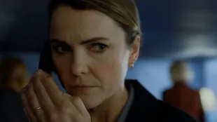 Keri Russell as Kate Wyler in The Diplomat season 2 during the pivotal phone call scene | Image via Netflix