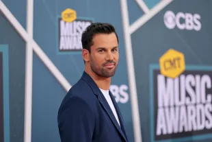 Eric Decker (Image Via Getty)