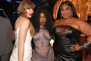 LOS ANGELES, CALIFORNIA - FEBRUARY 04: (L-R) Taylor Swift, SZA and Lizzo attend the 66th GRAMMY Awards at Crypto.com Arena on February 04, 2024 in Los Angeles, California. (Photo by Johnny Nunez/Getty Images for The Recording Academy)