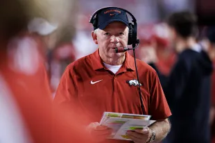 Bobby Petrino of the Arkansas Razorbacks on the sidelines during a game against the Tennessee Volunteers at Donald W. Reynolds Razorback Stadium on October 05, 2024 in Fayetteville, Arkansas. The Razorbacks defeated the Volunteers 19-14.  (Photo by Wesley Hitt/Getty Images)