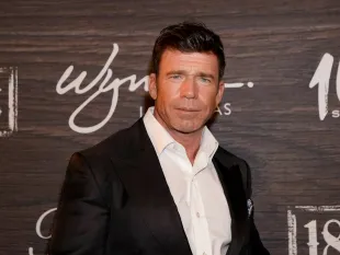 Taylor Sheridan at the world premiere of "1883" (Image via Getty)