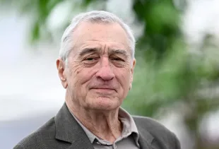 CANNES, FRANCE - MAY 21: Robert De Niro attends the "Killers Of The Flower Moon" photocall at the 76th annual Cannes film festival at Palais des Festivals on May 21, 2023 in Cannes, France. (Photo by Gareth Cattermole/Getty Images)