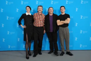 BERLIN, GERMANY - FEBRUARY 18: Margaret Qualley, Ethan Hawke, Richard Linklater and Andrew Scott pose at the "Blue Moon" photocall during the 75th Berlinale International Film Festival Berlin at Grand Hyatt Hotel on February 18, 2025 in Berlin, Germany. (Photo by Andreas Rentz/Getty Images)