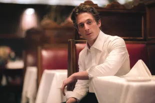 HOLLYWOOD, CALIFORNIA - JUNE 9: Jeremy Allen White attends a dinner for the cast and producers of "The Bear" at Musso & Frank Grill on June 9, 2025, in Hollywood, California. (Photo by David Jon/Getty Images for FX Networks)