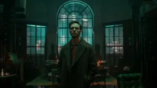 Sam Claflin as Joel Lazarus in Lazarus Season 1 (Image via X/@PrimeVideo)