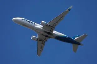 Alaska Airlines Grounds All Flights Amid Widespread IT Outage  (Photo by Kevin Carter/Getty Images)