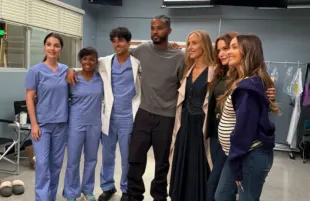 The cast of Grey’s Anatomy season 22 (Image via Instagram/@greysabc)