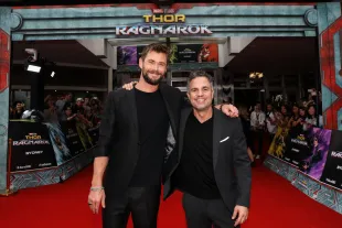 SYDNEY, AUSTRALIA - OCTOBER 15:  (L-R) Chris Hemsworth, Taika Waititi and Mark Ruffalo attend the Thor: Ragnarok Sydney Screening Event on October 15, 2017 in Sydney, Australia.  (Photo by Mark Metcalfe/Getty Images for Disney)