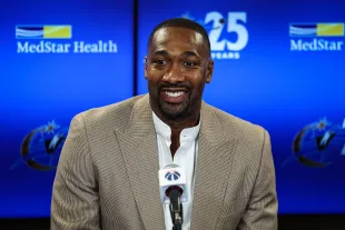 Former Washington Wizards player Gilbert Arenas addresses the media before the game between the Washington Wizards and the Miami Heat (Image via Getty)