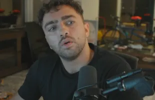 Mizkif addressed Emiru's assault allegations in a recent Twitch stream (Image via Twitch/Mizkif)